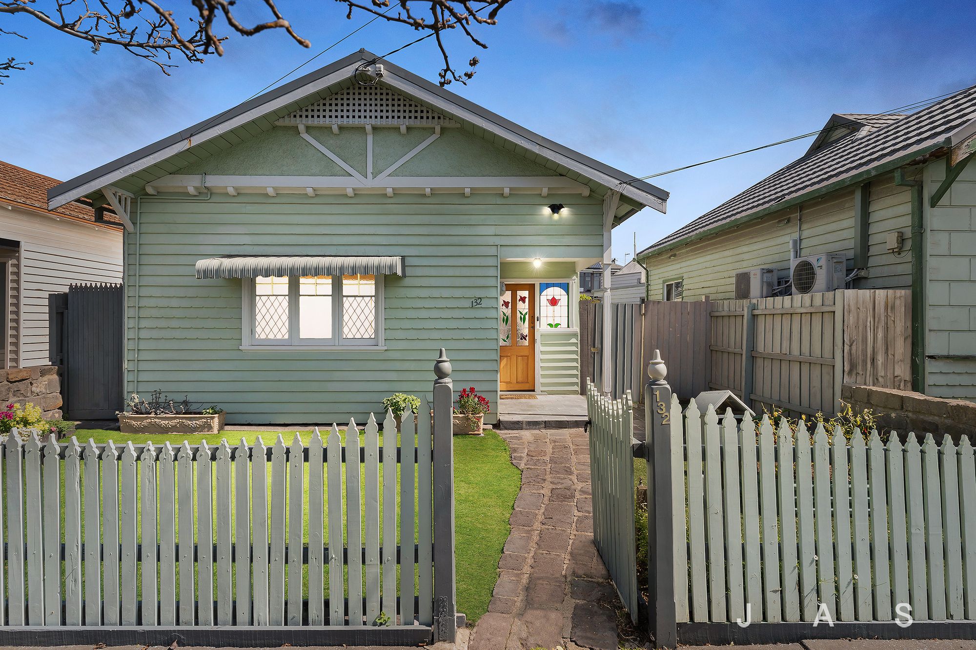 132 Queensville Street, Kingsville, Kingsville - Thumbnail 2