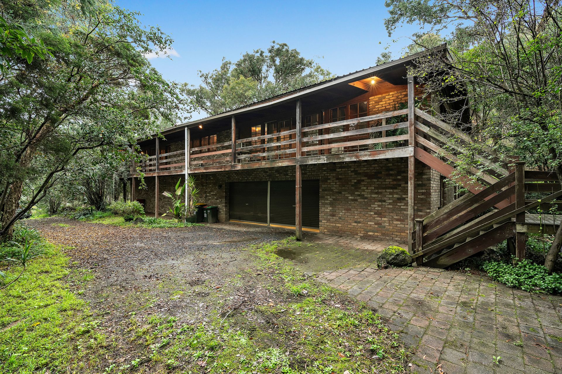 137 Scenic Crescent, Eltham North, Eltham North - Thumbnail 2