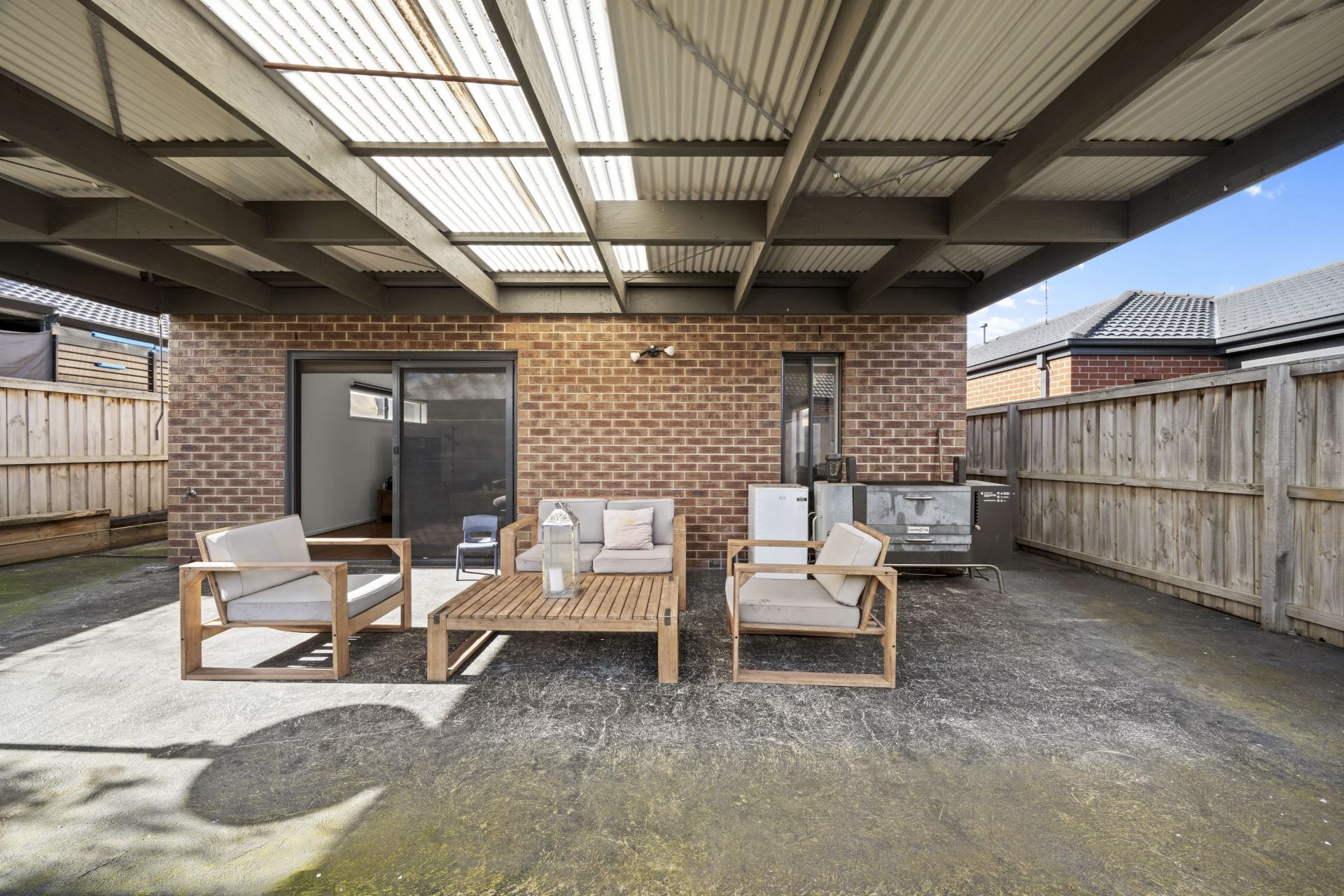 Stylish Family Living In A Convenient Mernda Location