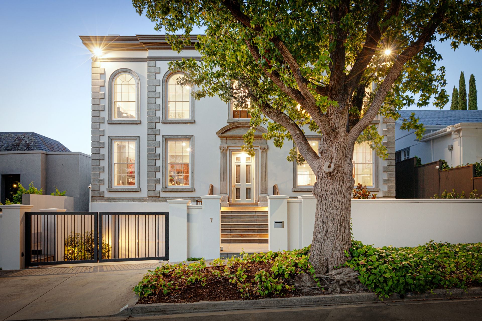 7 Dunraven Avenue, Toorak, Toorak - Image 1
