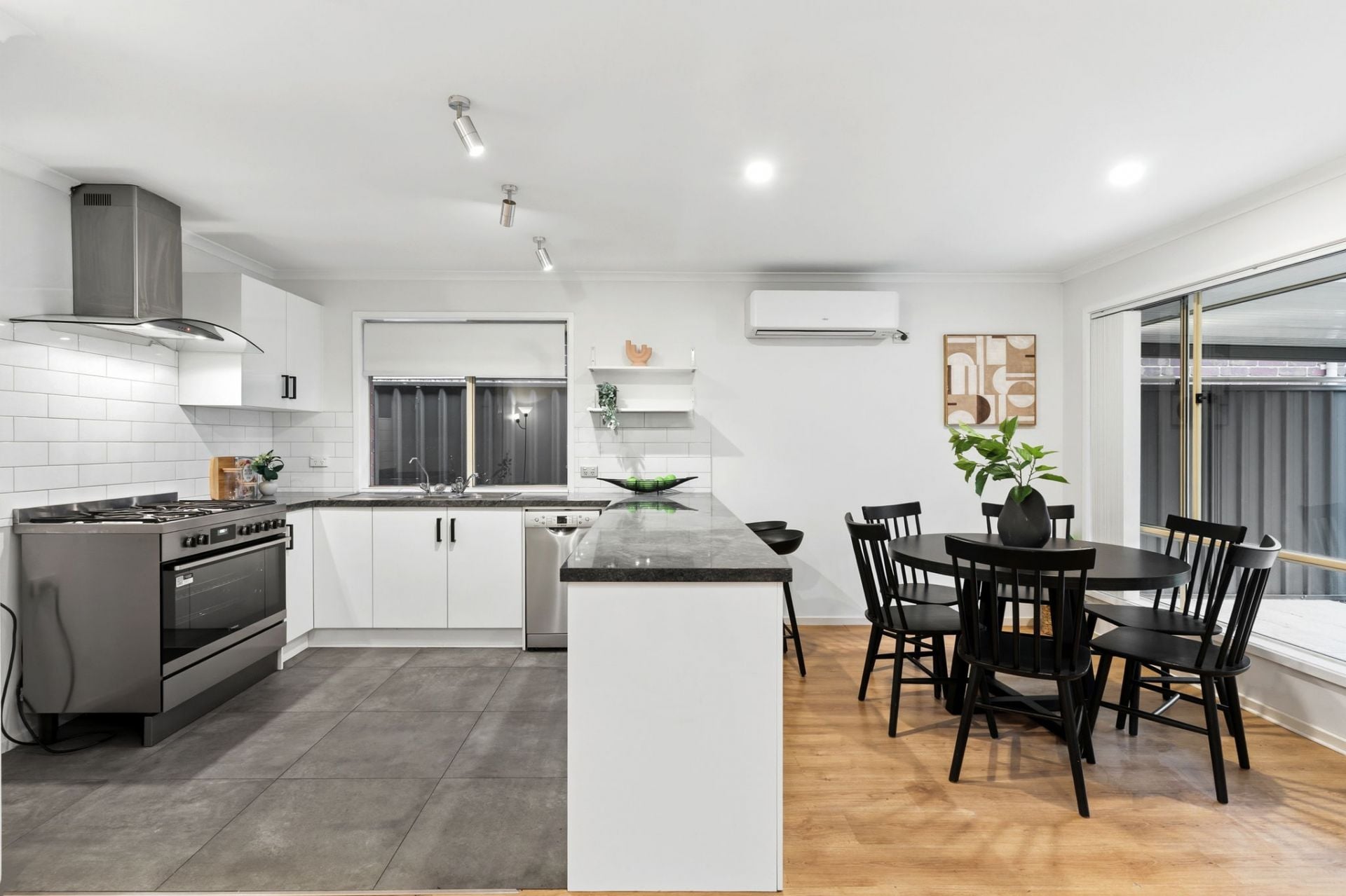 110D West Street, Brompton, Brompton - Thumbnail 7