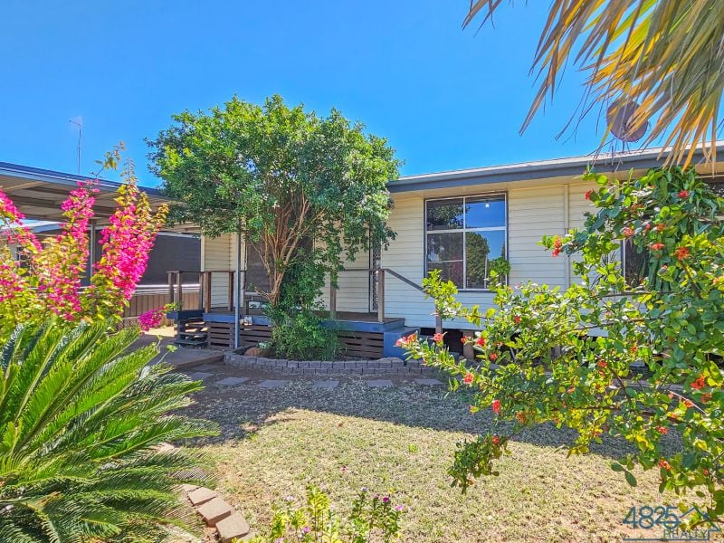 6 Bougainville Street Mount Isa QLD, Mount Isa City - Thumbnail 2