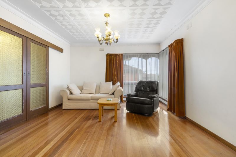 36 Rosemary Drive, Lalor