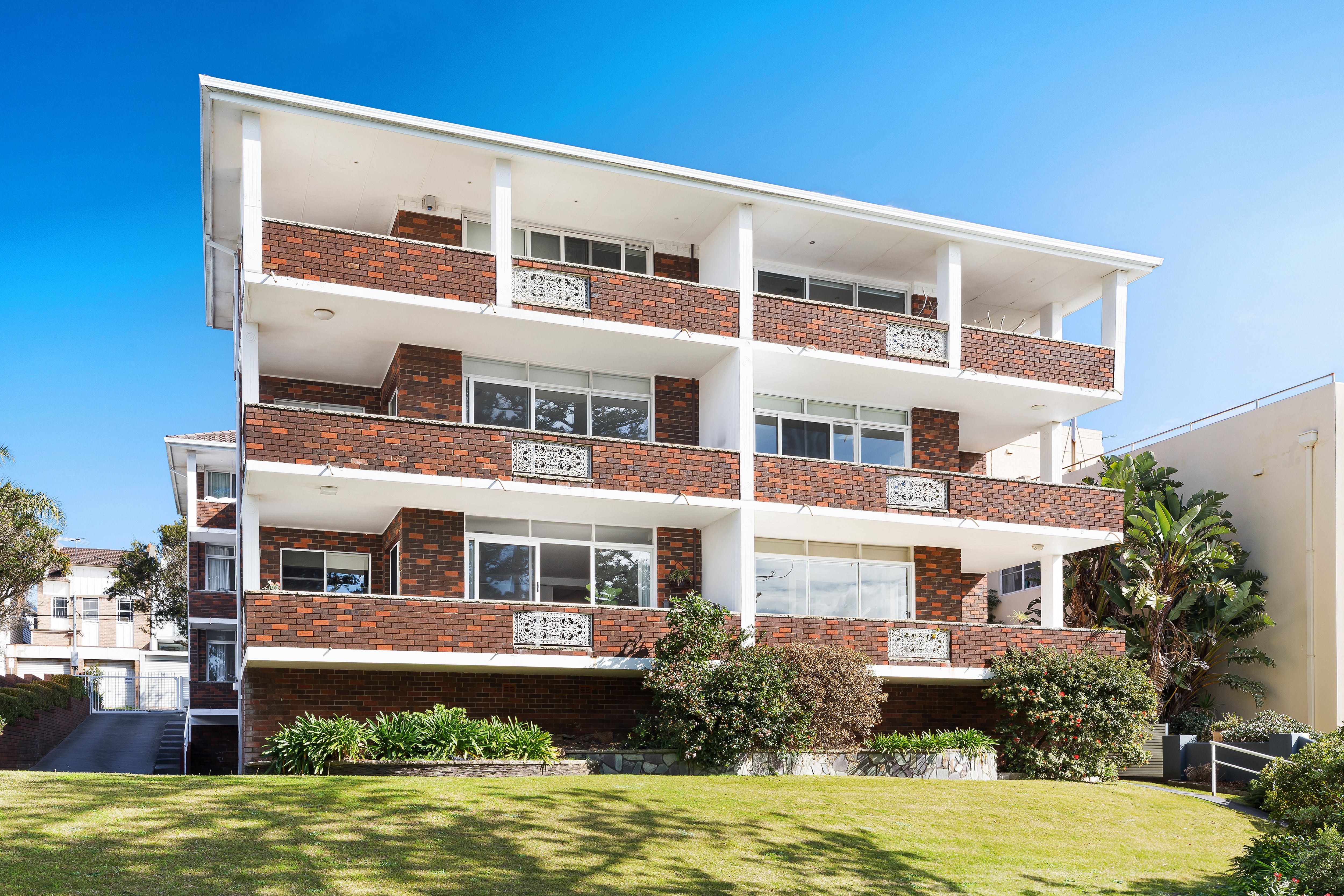 4/5-6 The Esplanade CRONULLA 2230