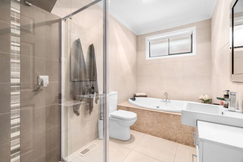 2 Turella Court, Lalor