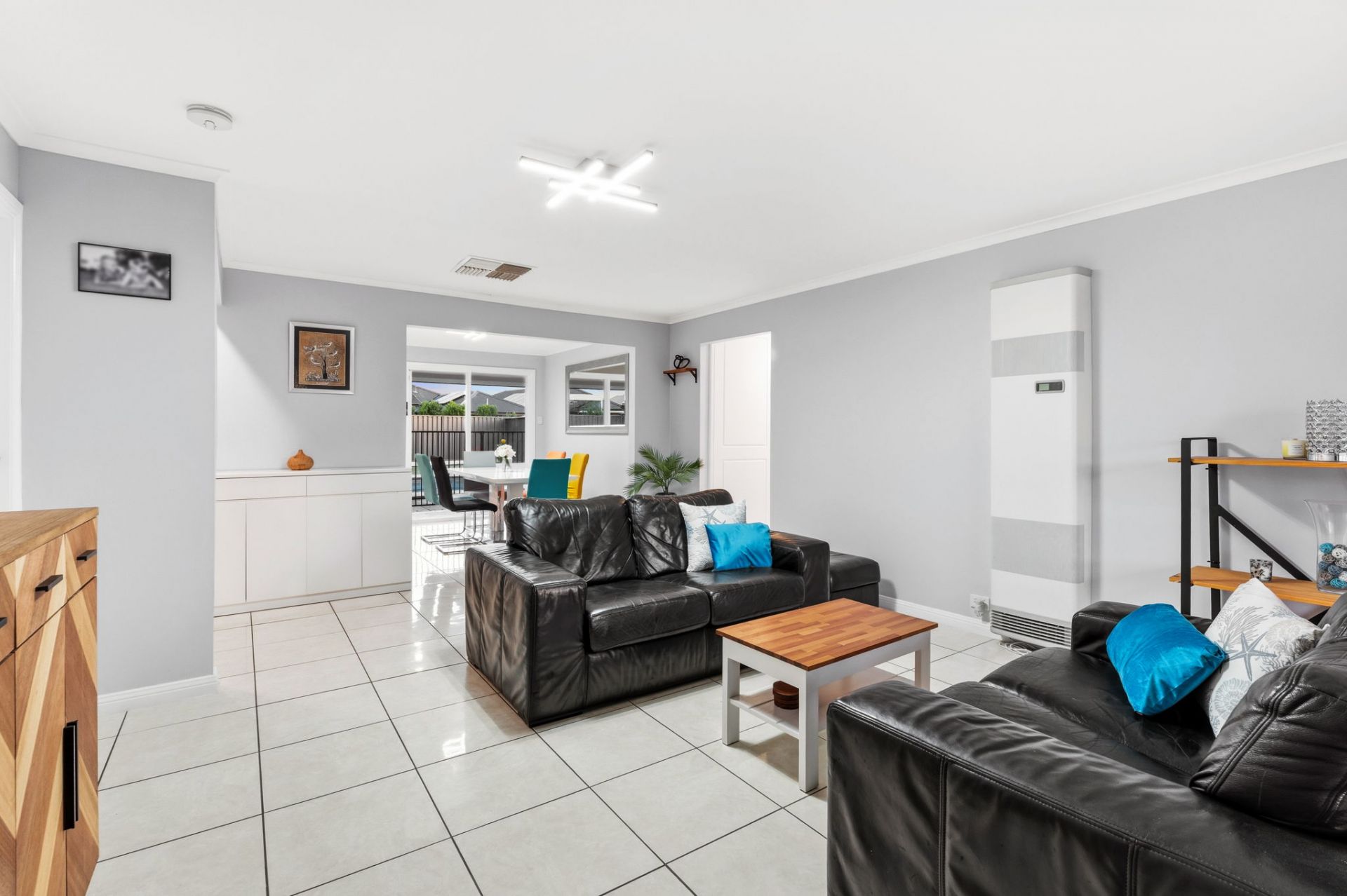 16 Carlson Drive, North Haven, North Haven - Thumbnail 4