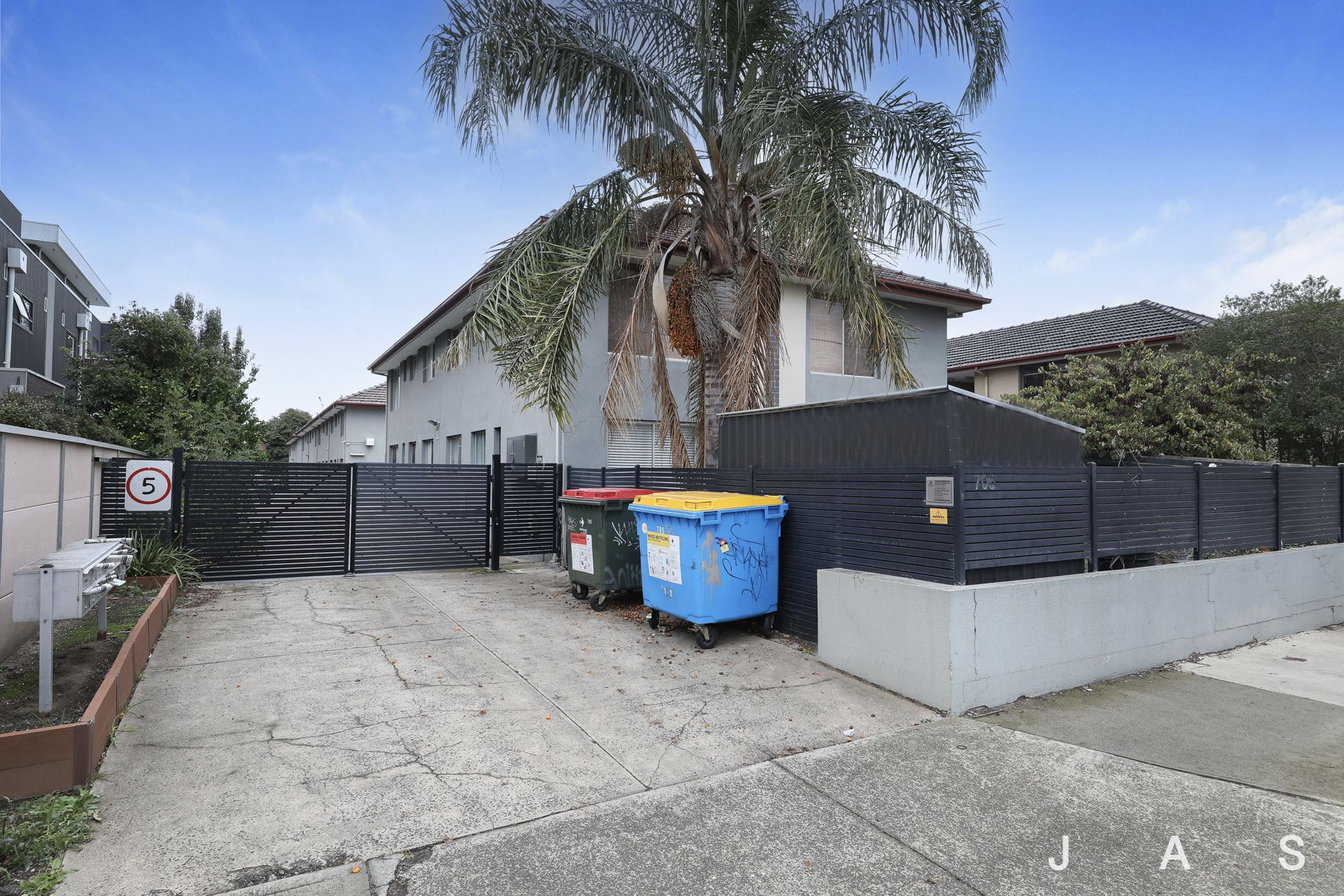 14/705 Barkly Street West Footscray VIC, West Footscray - Thumbnail 3