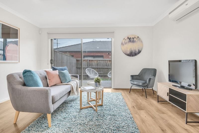 8 Raspberry Grove, Mernda