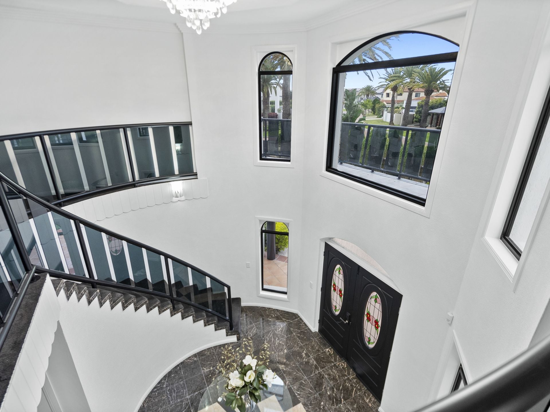 $ 2,700,000, Sovereign Islands - Thumbnail 8