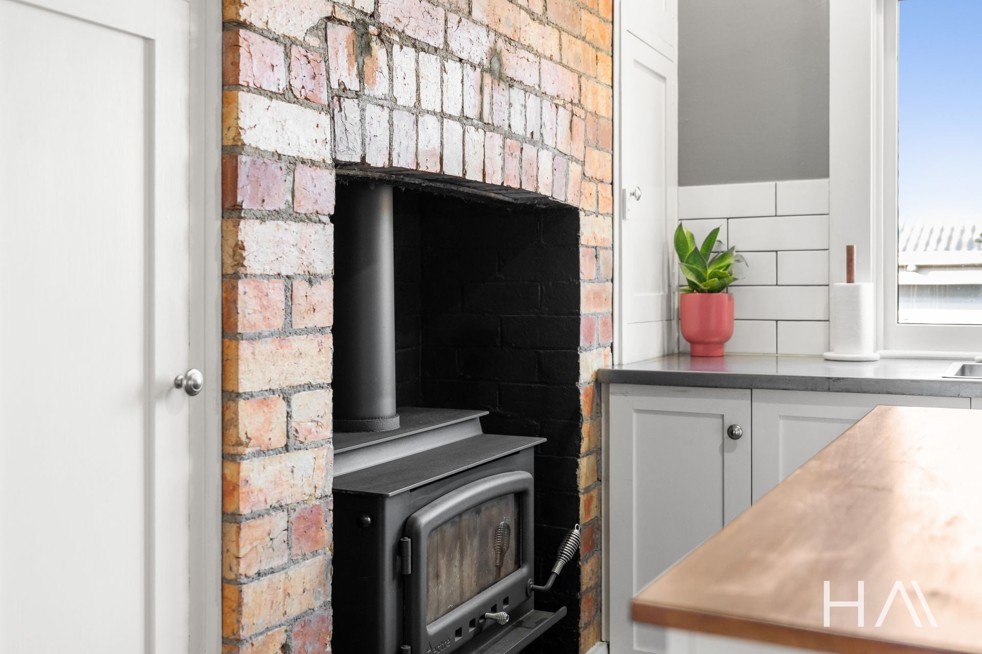 17 Clementina Street Newstead, Newstead - Thumbnail 4