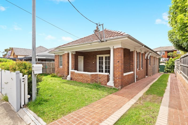 1A Bowman Street, Drummoyne