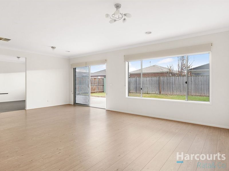 16 Maremma Drive, Mernda