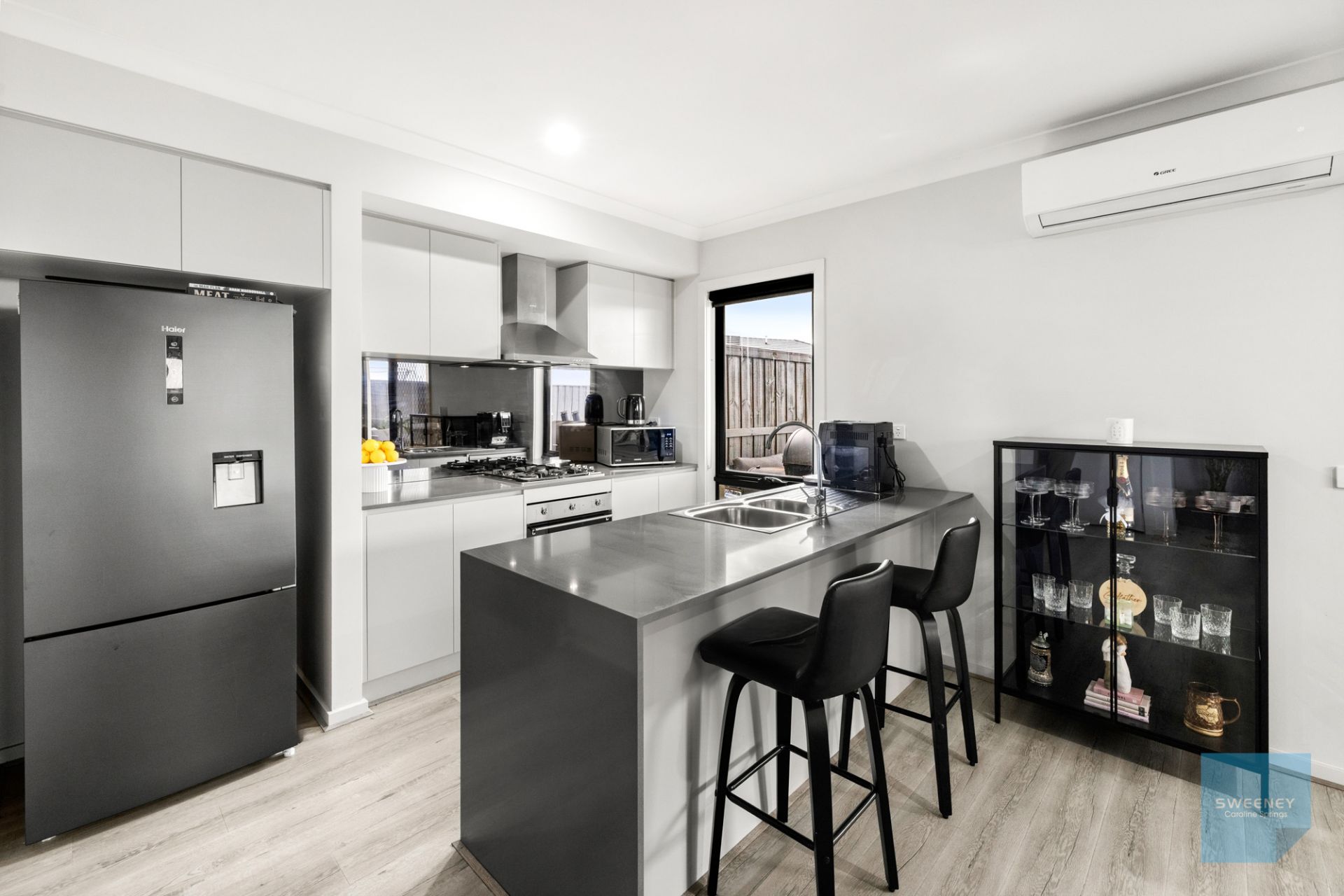 25 Cetona Street, Fraser Rise - Thumbnail 3