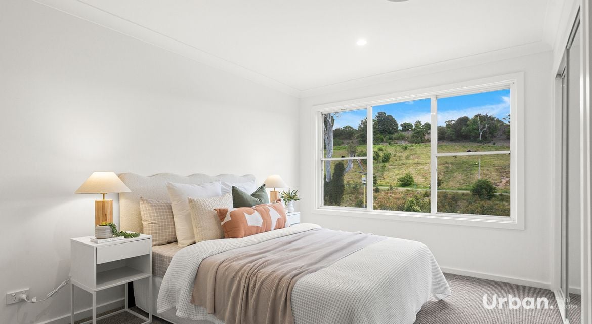 Tullimbar 21 Foxground Parade