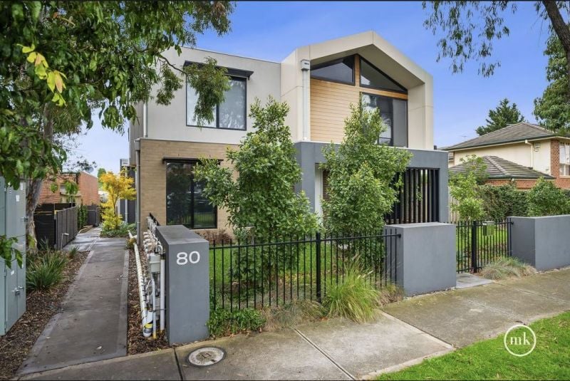6/80 Collins Street, Thornbury