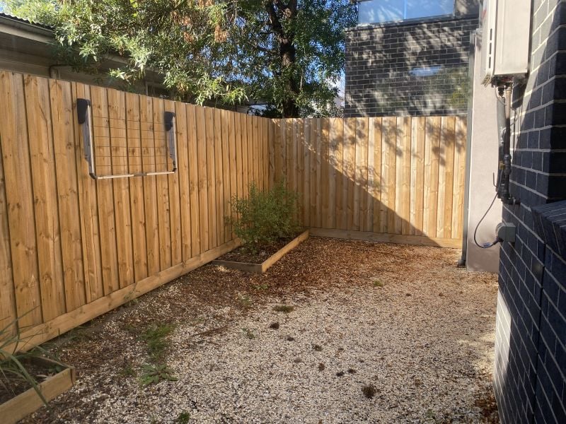 1/68 Strathmerton Street, Reservoir