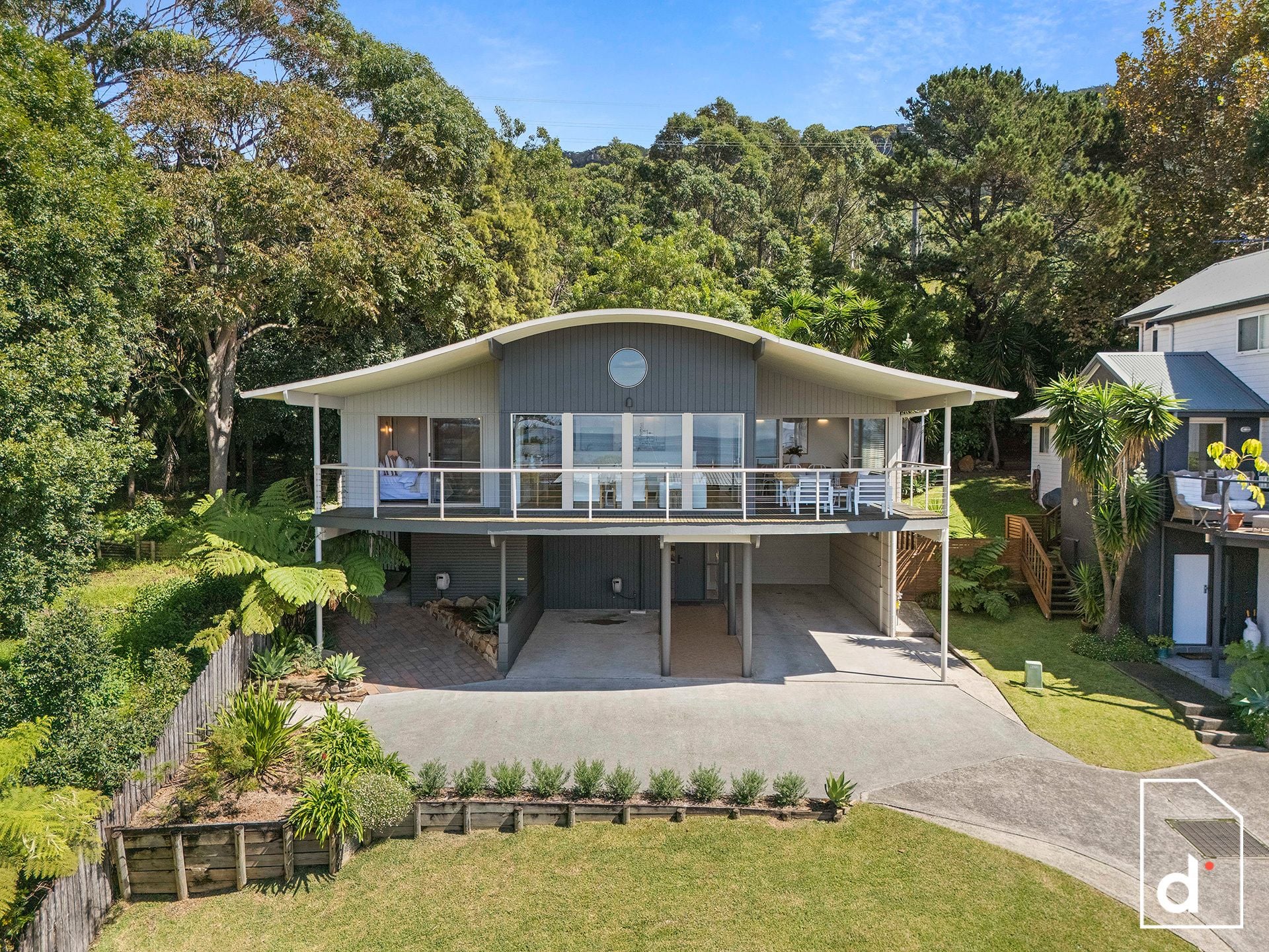2 Lawrence Hargrave Drive, Austinmer NSW