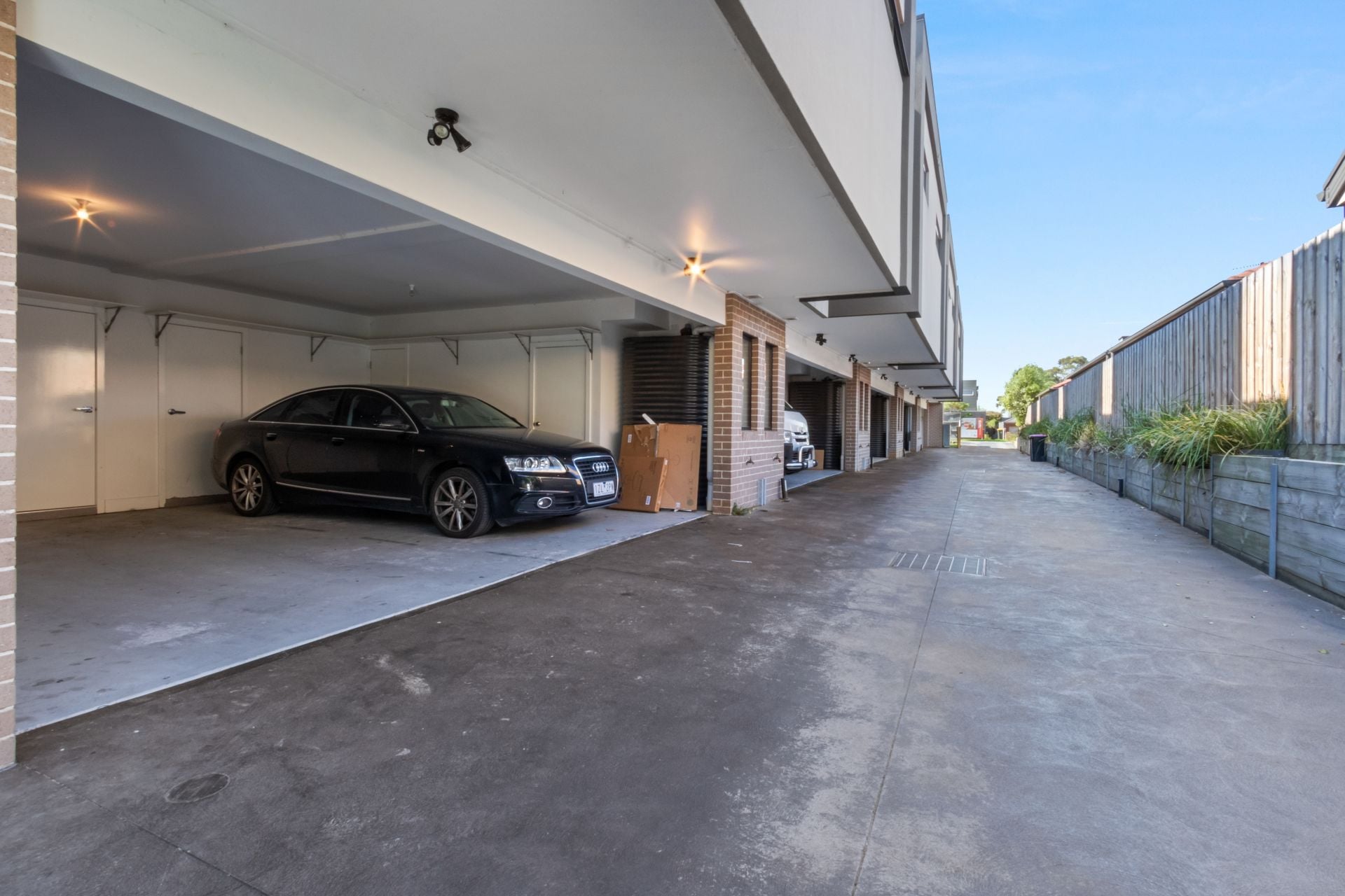 Two Bedroom Glenroy Townhouse!