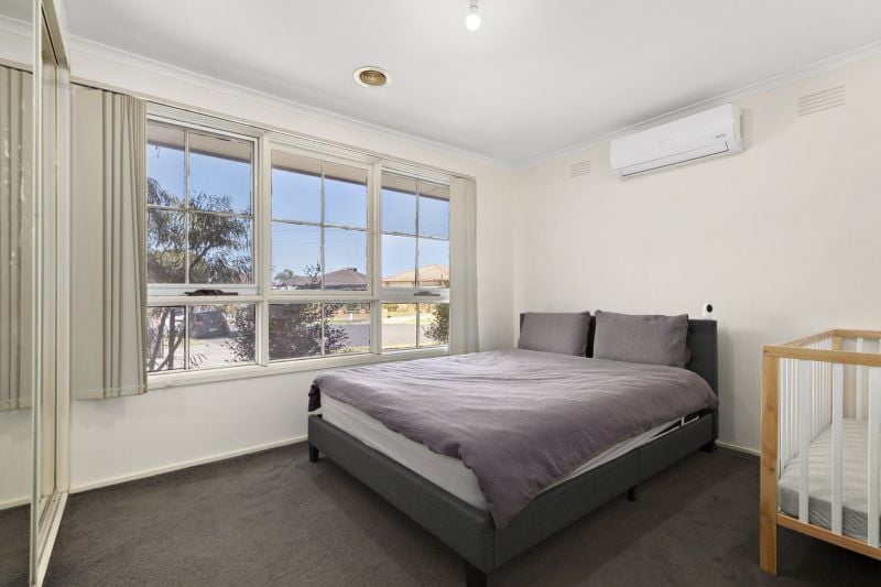 9 Begonia Court, Lalor