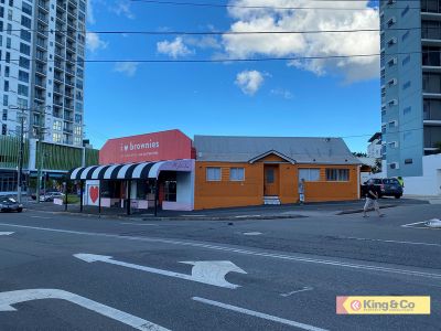 ! Retail & Office / Storage Space!