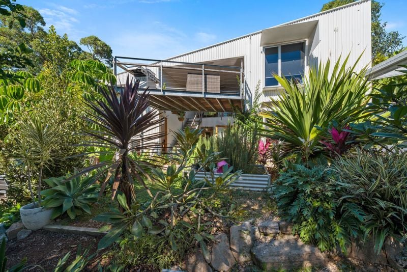 25 Scarborough St WOOLGOOLGA NSW
