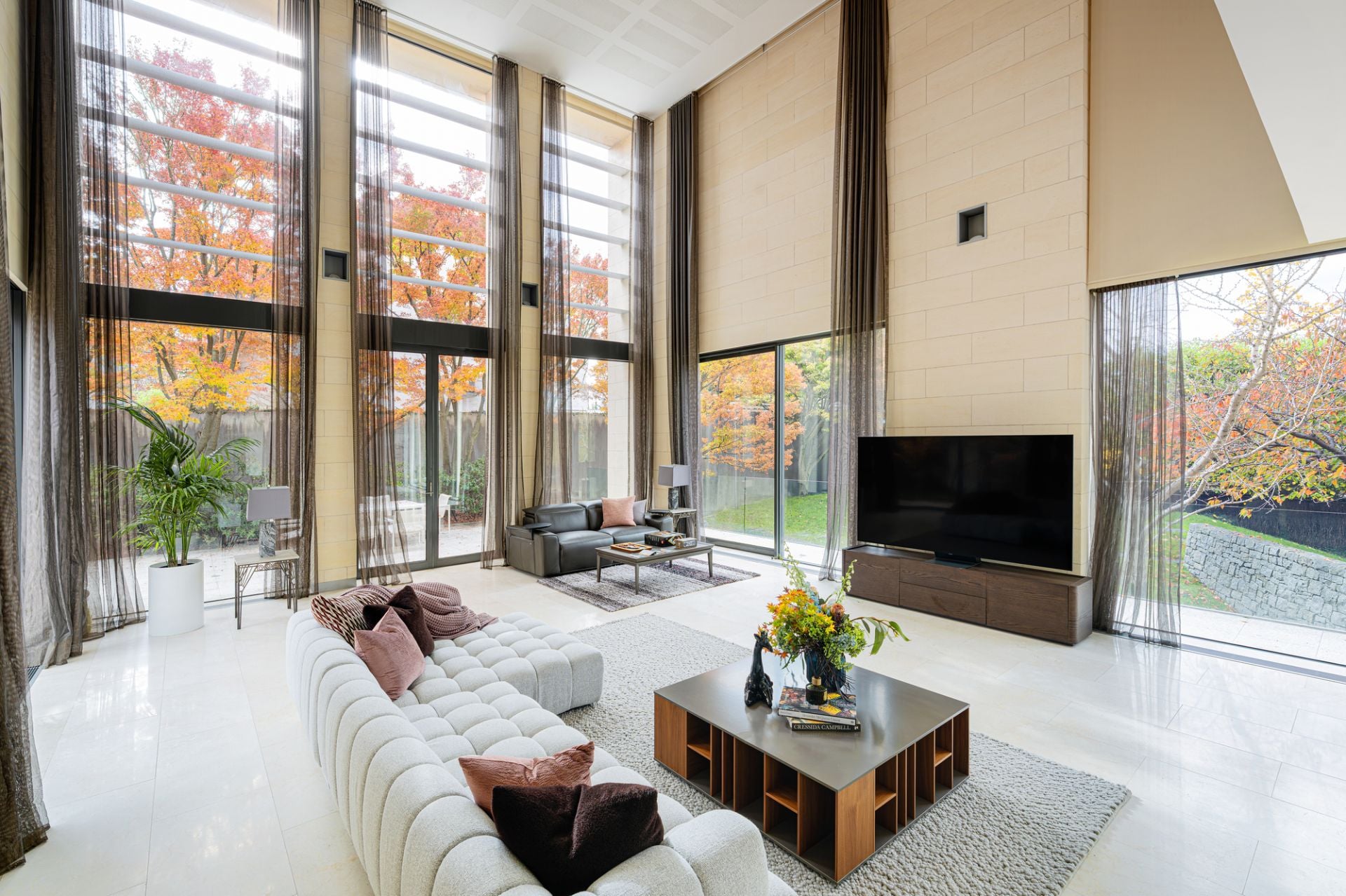 2 Rostill Court, Toorak - Image 1