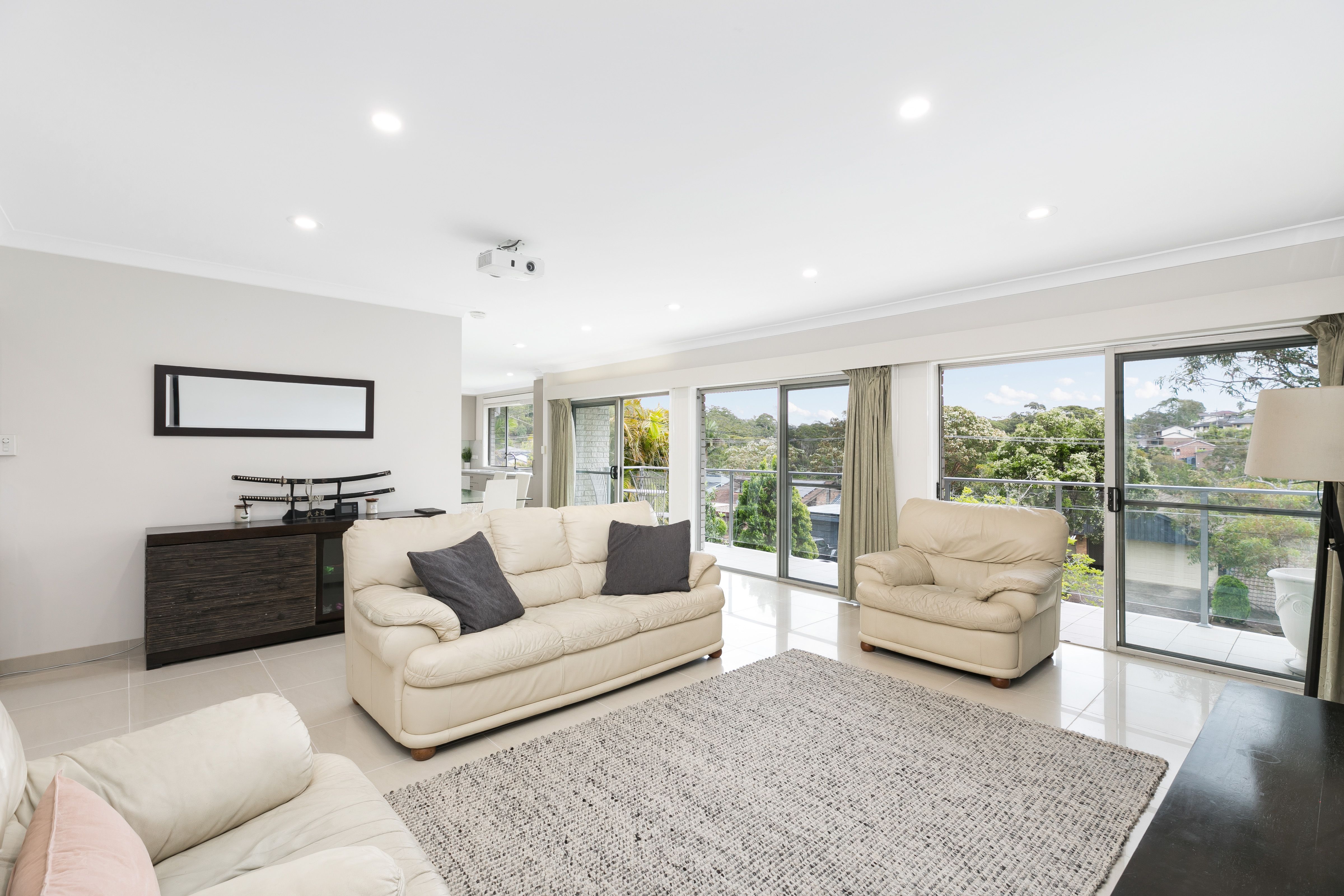 200 The Esplanade SYLVANIA 2224