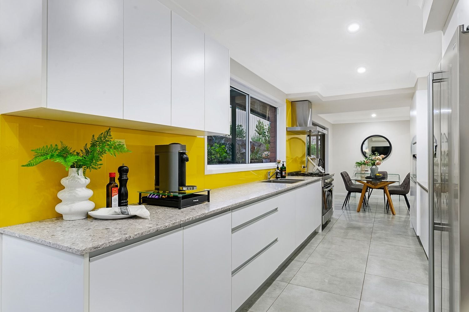 5 Howes Close, Westleigh, Westleigh - Thumbnail 3