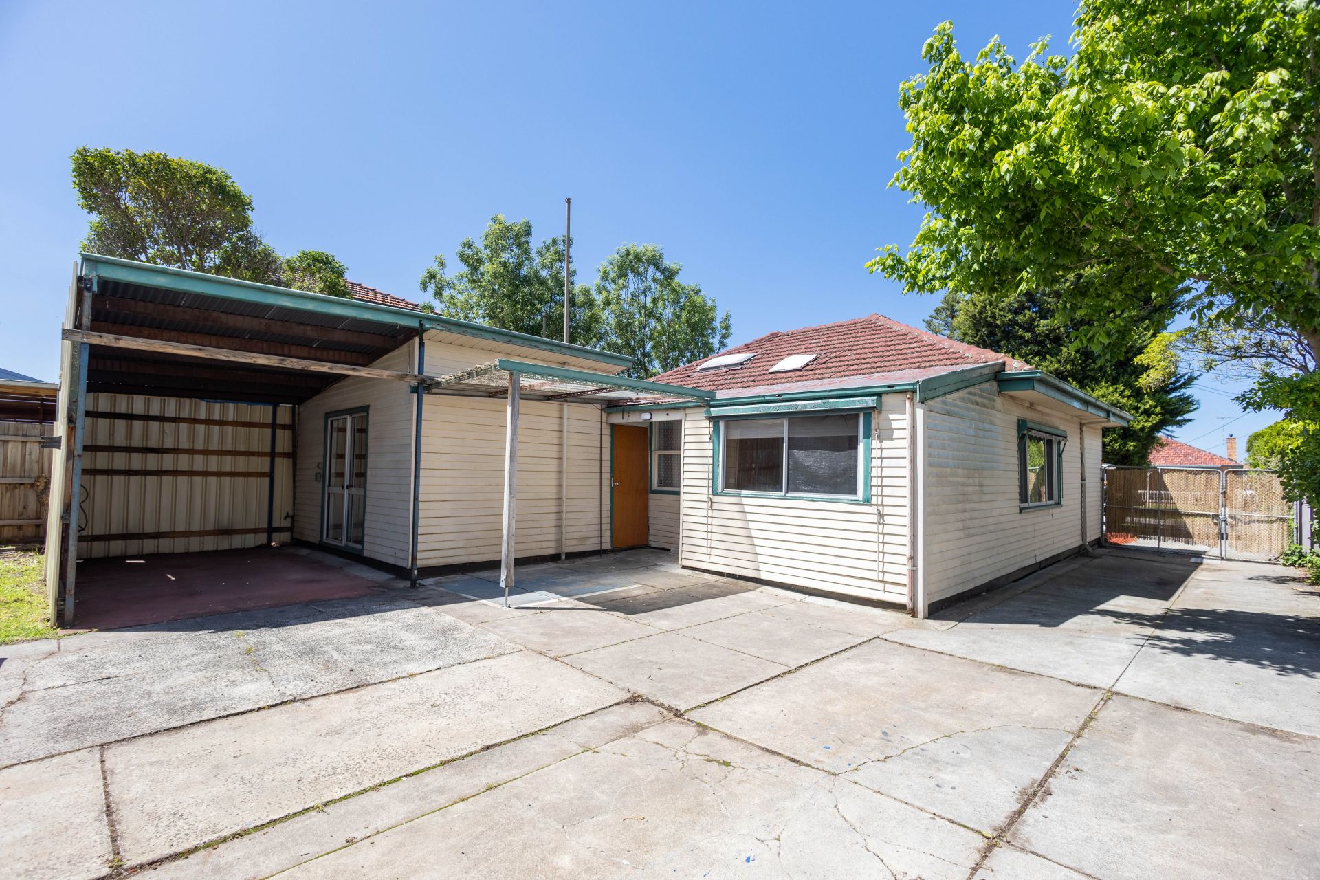 House for Rent – 4 Bedrooms