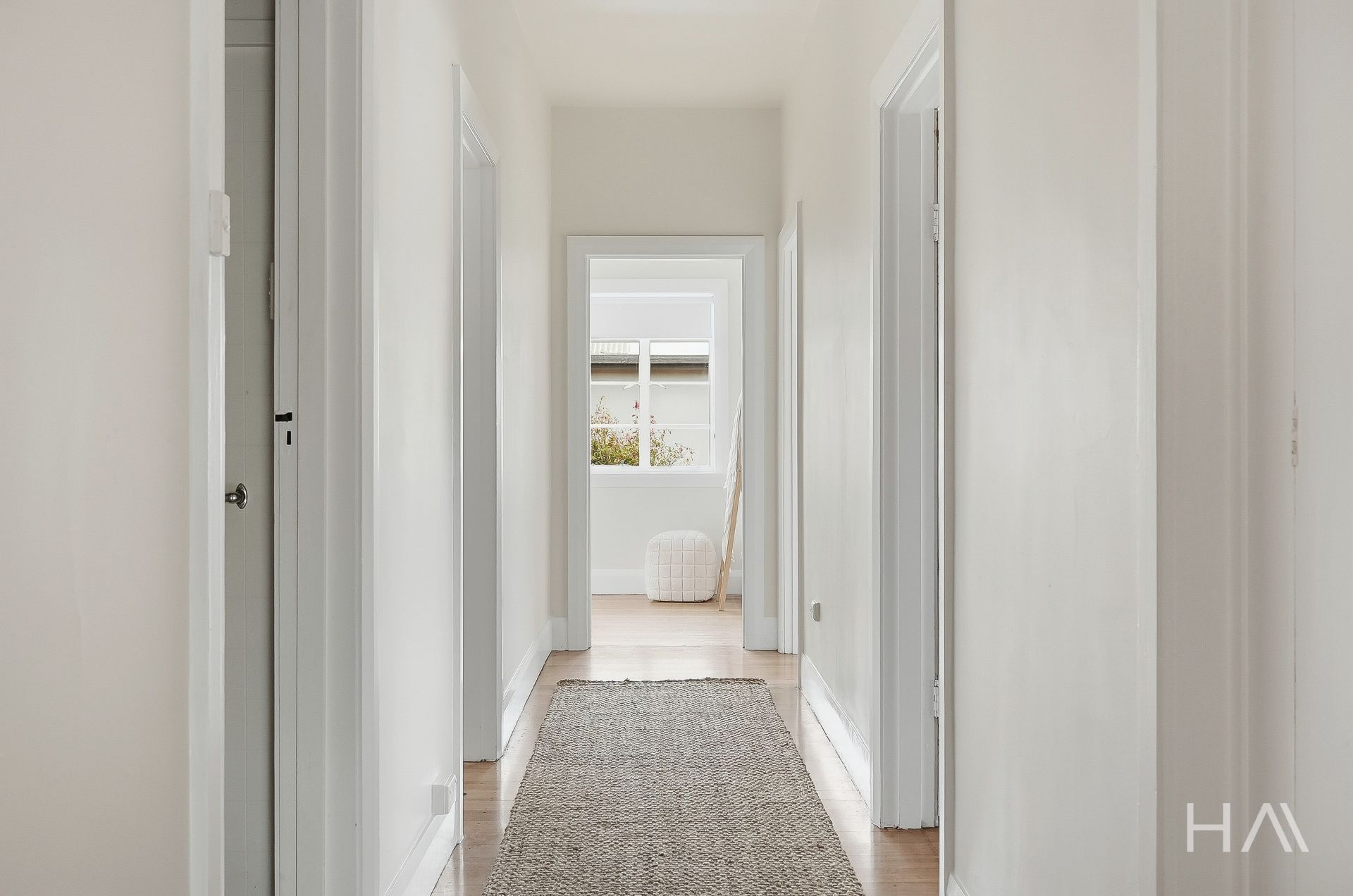 125 Dexter Street Westbury, Westbury - Thumbnail 7