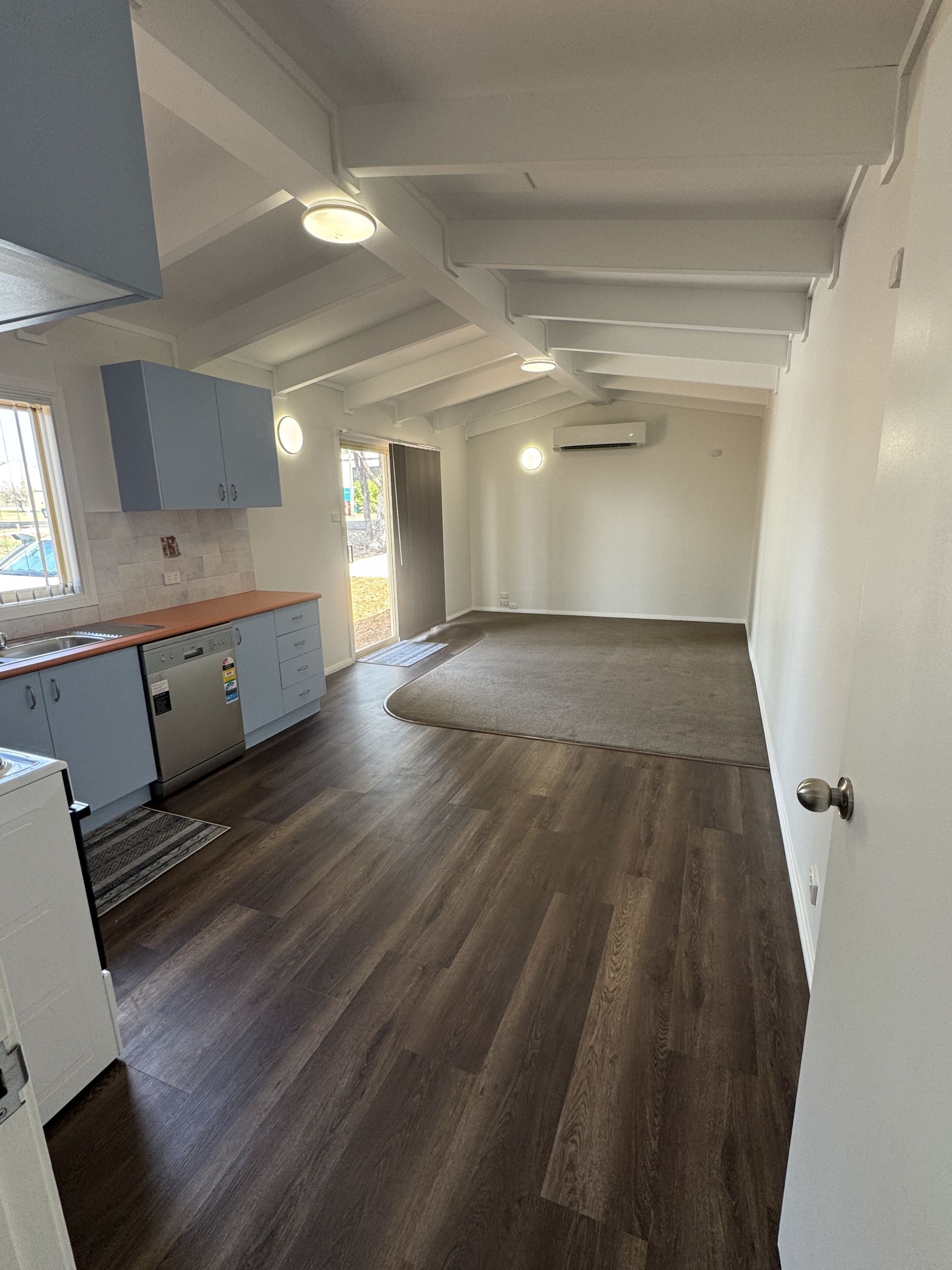 42 Belmore Street, WOODSTOCK, Woodstock - Thumbnail 5