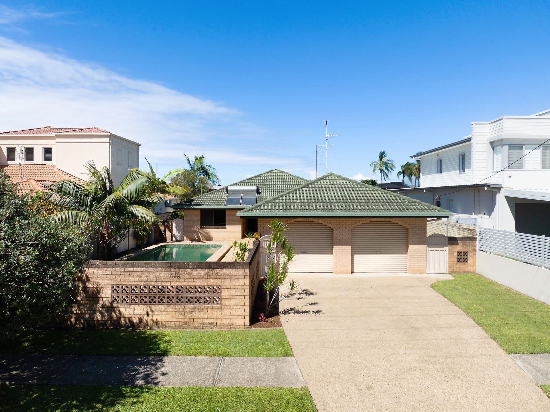 36 Salerno Street Isle Of Capri QLD, Isle Of Capri - Thumbnail 4