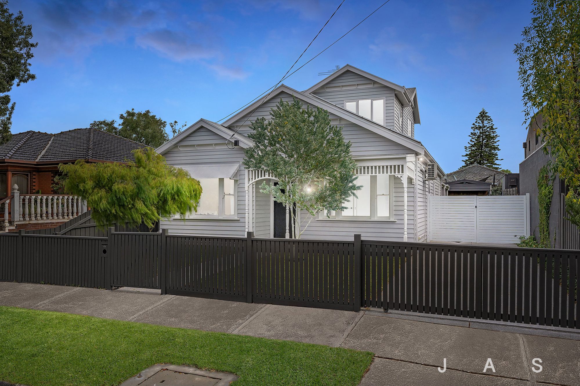12 Stephenson Street Spotswood VIC, Spotswood - Thumbnail 2