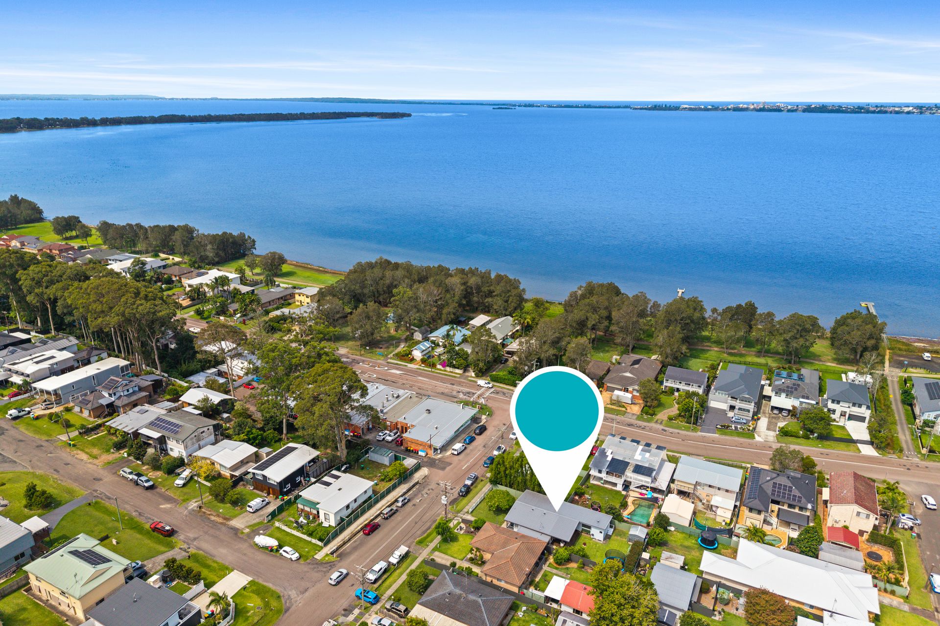 2 Bluebell Avenue, Berkeley Vale, Berkeley Vale - Thumbnail 2