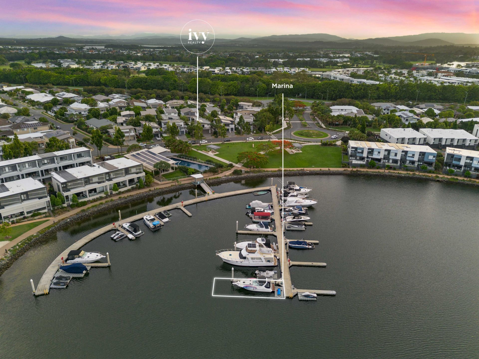 8 Cova Boulevard, Hope Island QLD 4212, Hope Island - Thumbnail 2