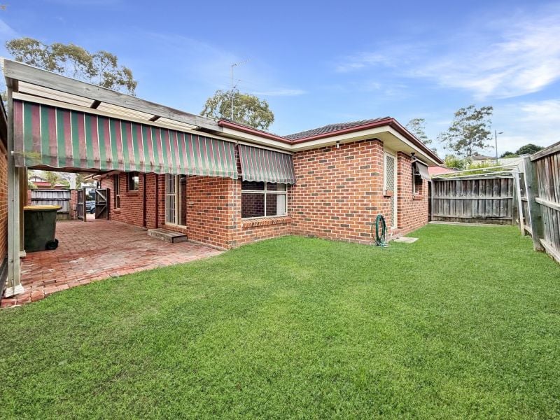 Well-Presented Family Home in the Popular Cascades Estate