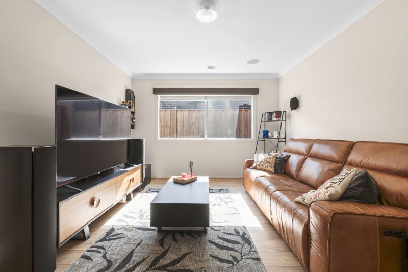 17 Devizes Drive, Wollert