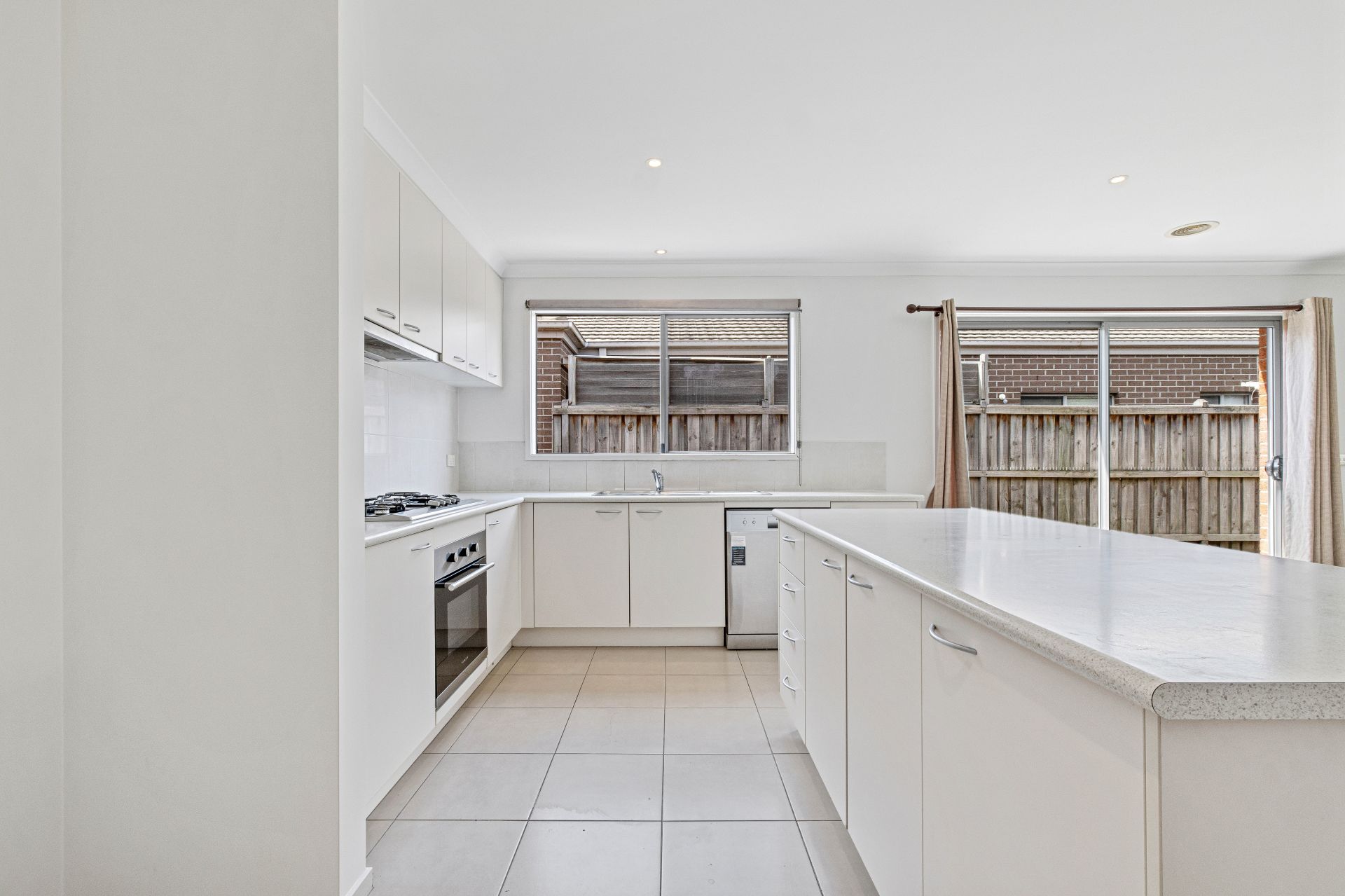 Exceptional Family Living in Prime Lalor Location