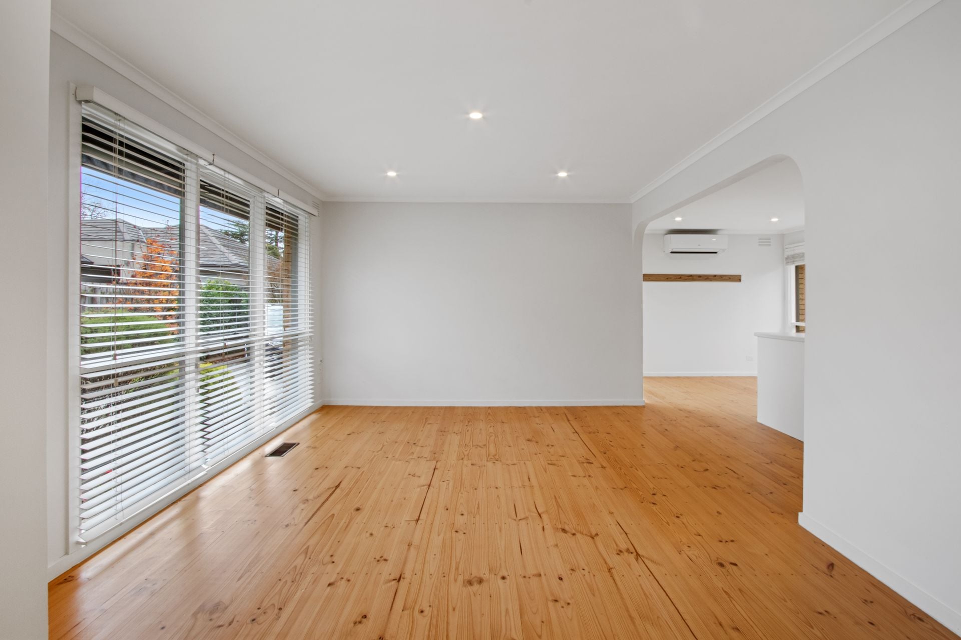 Stunning unit in premium locale