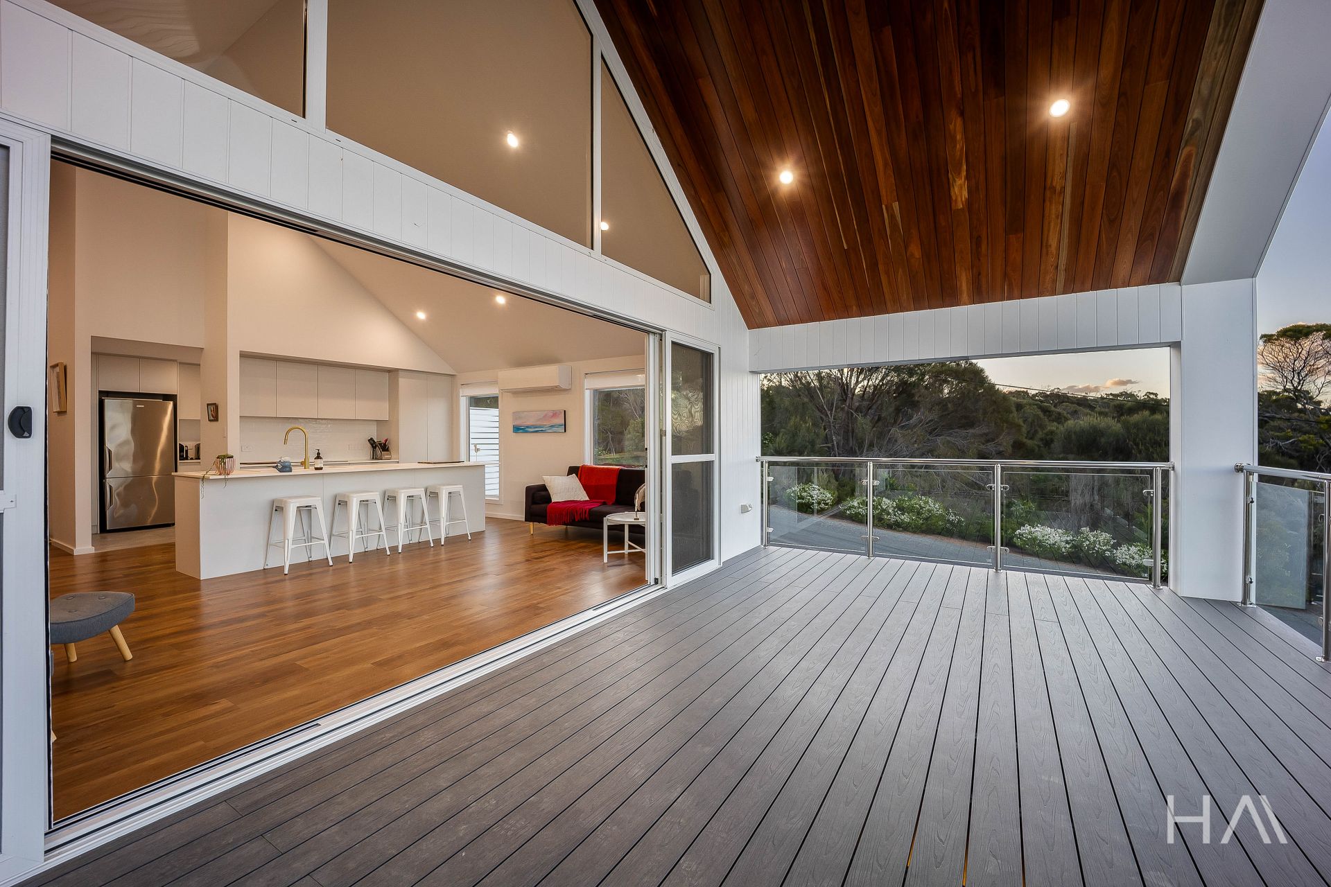 24 Ocean View Drive Greens Beach, Greens Beach - Thumbnail 5