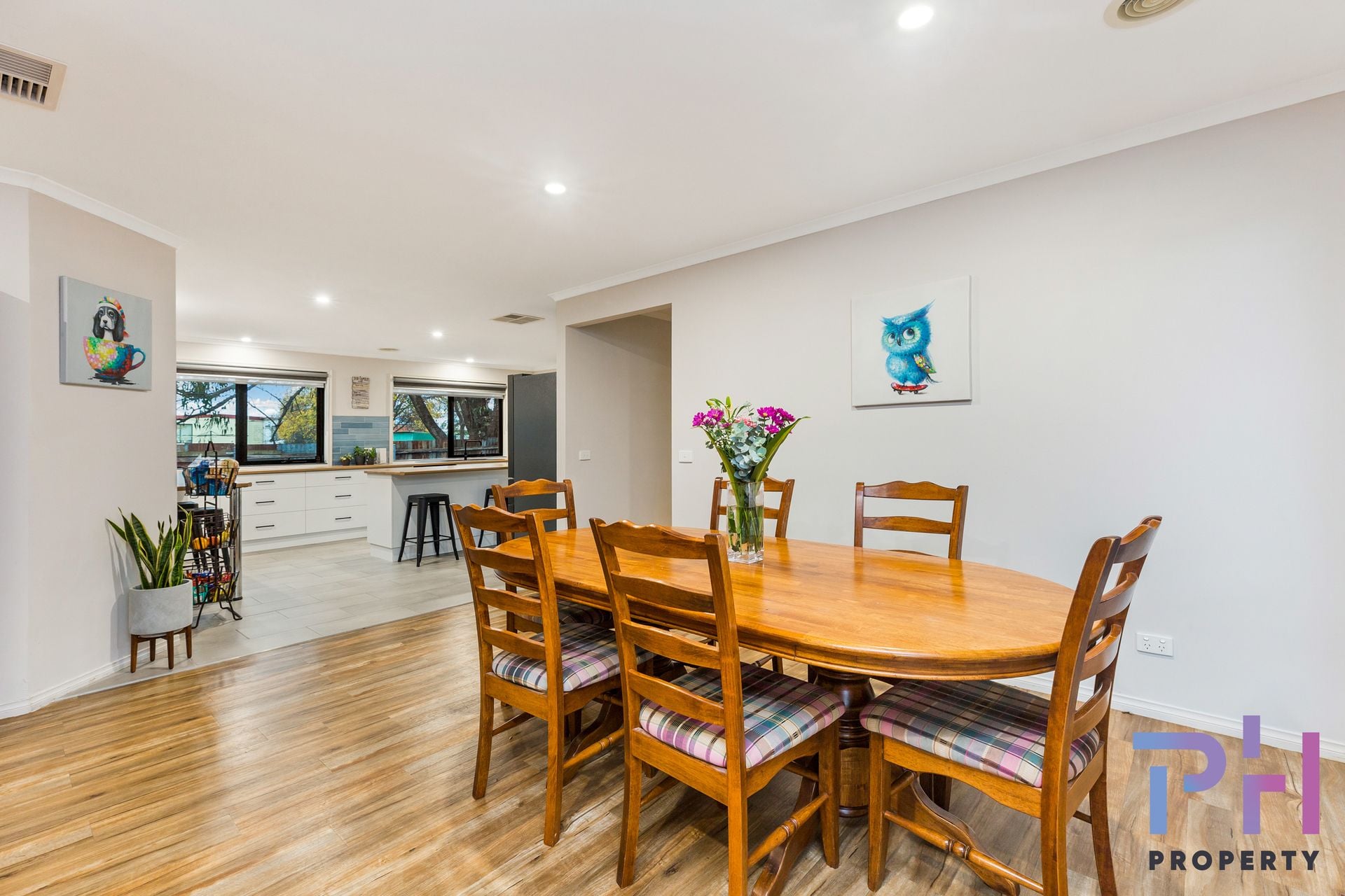 9 Ombana Court ASCOT VIC, Ascot - Thumbnail 3
