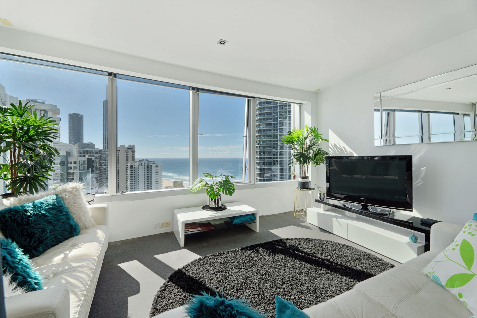 2401/9 Hamilton Avenue, Surfers Paradise - Thumbnail 6