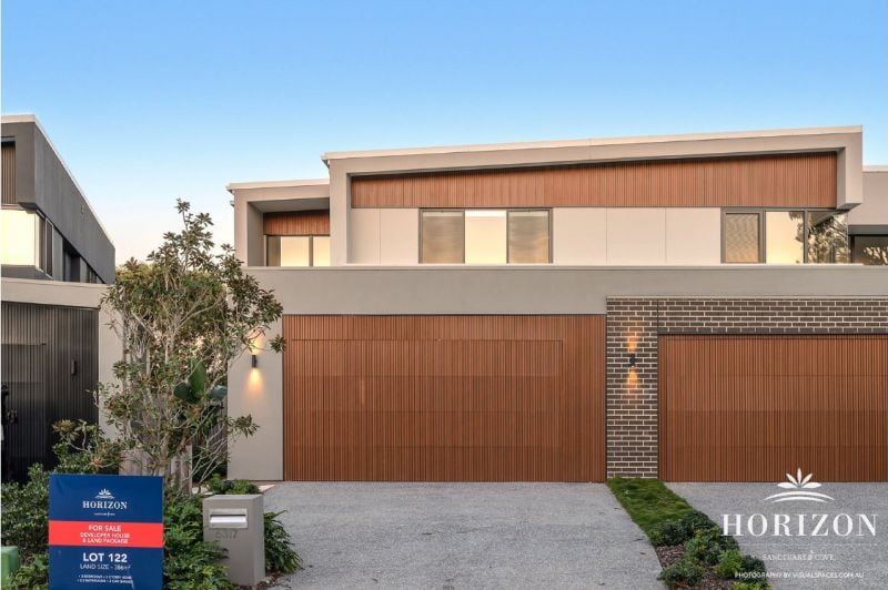 6317 Horizon Court, Sanctuary Cove - Image 1