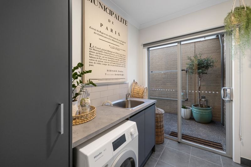 14 Roaming Drive, Fraser Rise