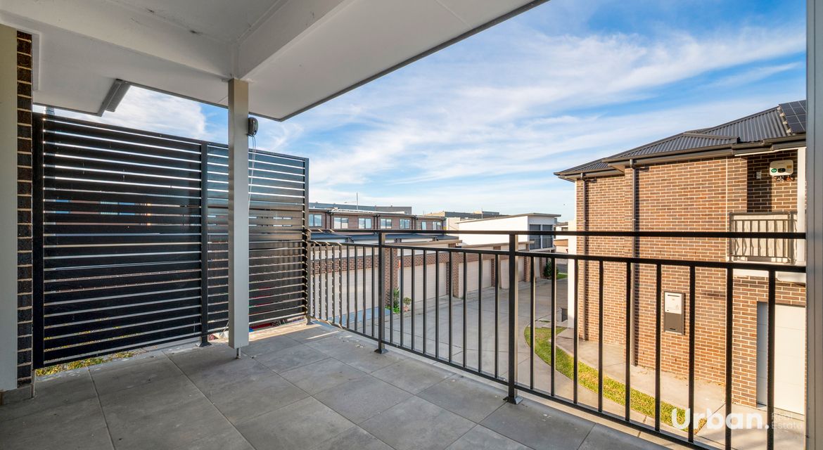 Oran Park 2/2 Lazich Lane