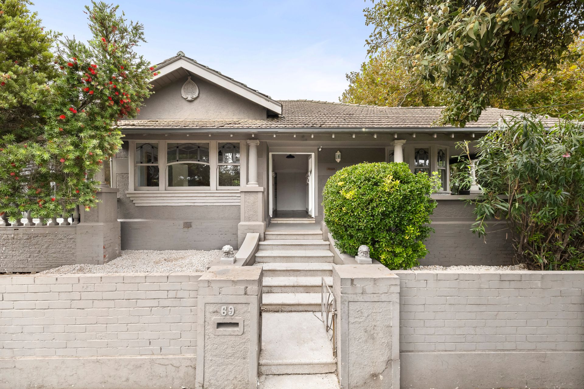 69 Ormond Esplanade, Elwood