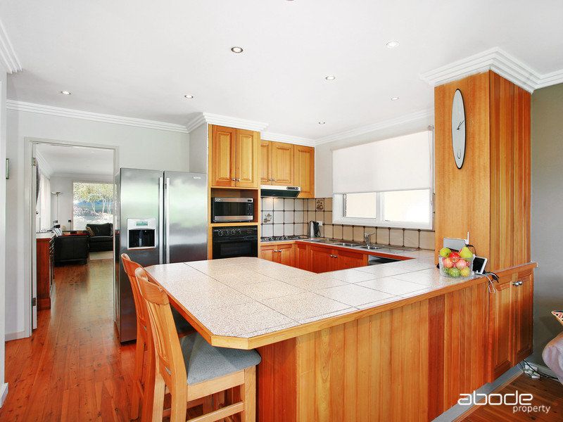 18 Amitaf Avenue, CARINGBAH SOUTH, Caringbah South - Thumbnail 3