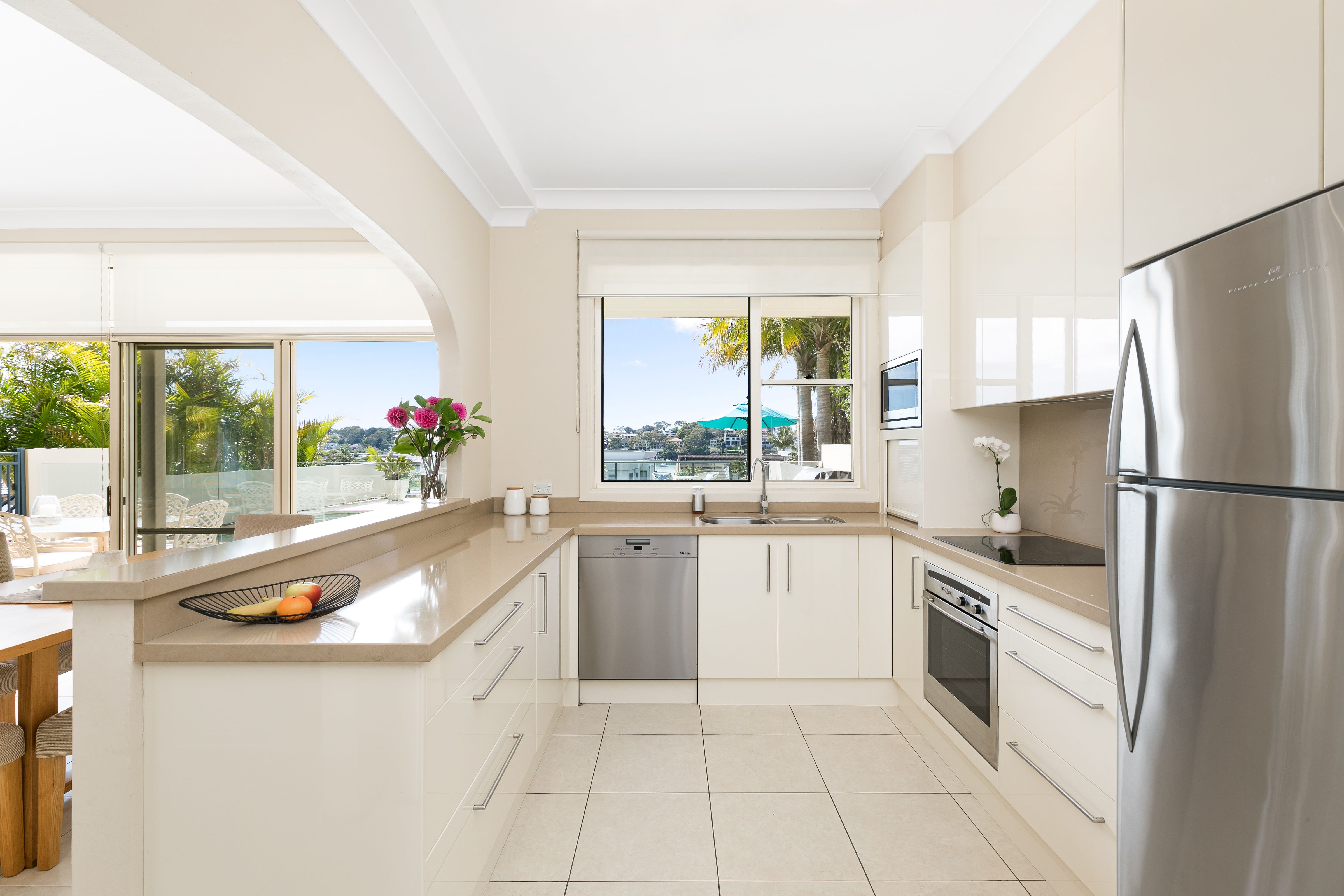 10 Fernleigh Road, CARINGBAH SOUTH, Caringbah South - Thumbnail 6