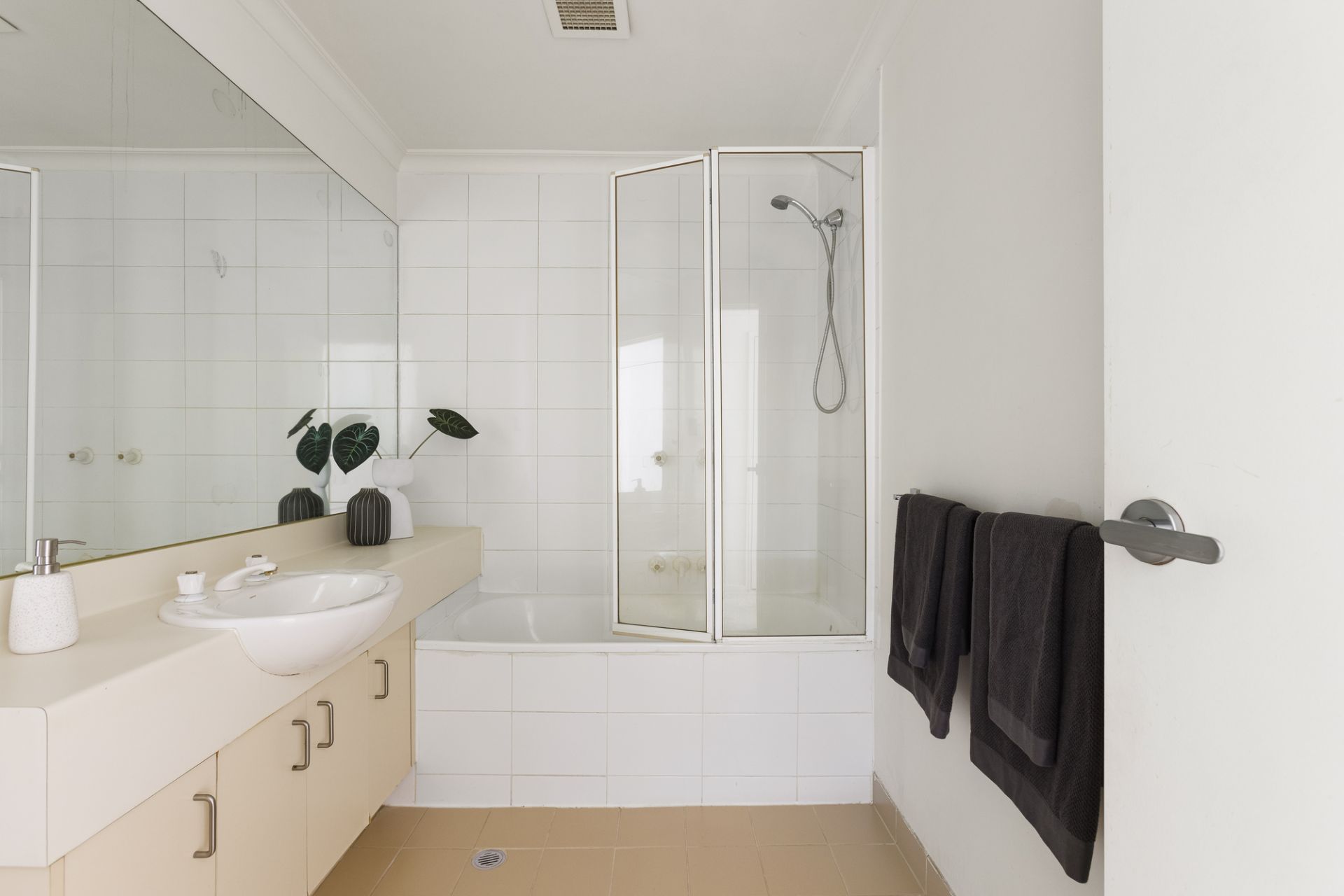 701/102 Wells Street, Southbank, Southbank - Thumbnail 8