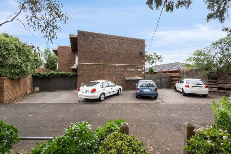 4/57A Fyffe Street, Thornbury